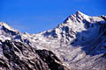 Blick von Tharepati auf den Laurebina Pass und Surya Peak 5.124m